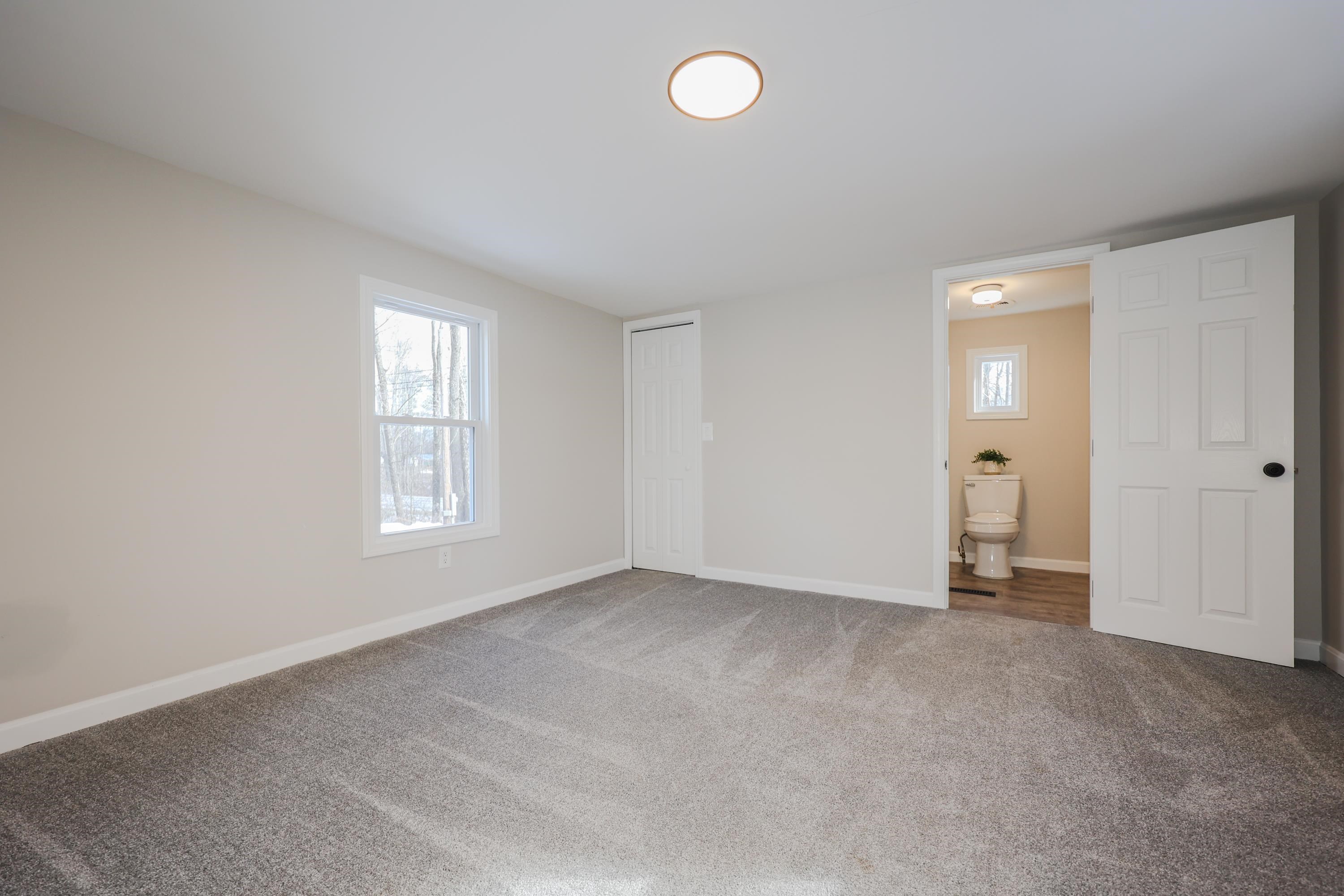173 Four Rod Road Rochester, NH 03867 - Photo 6 of 33
