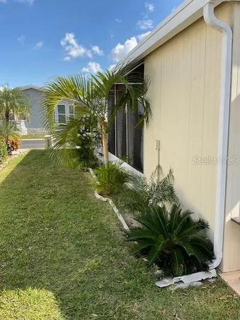 a view of outdoor space