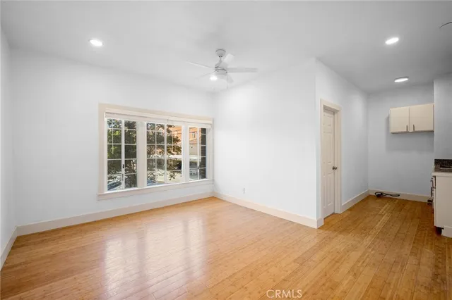 $1,700 | 228 South Kenwood Street, Unit 208, Glendale, CA 91205