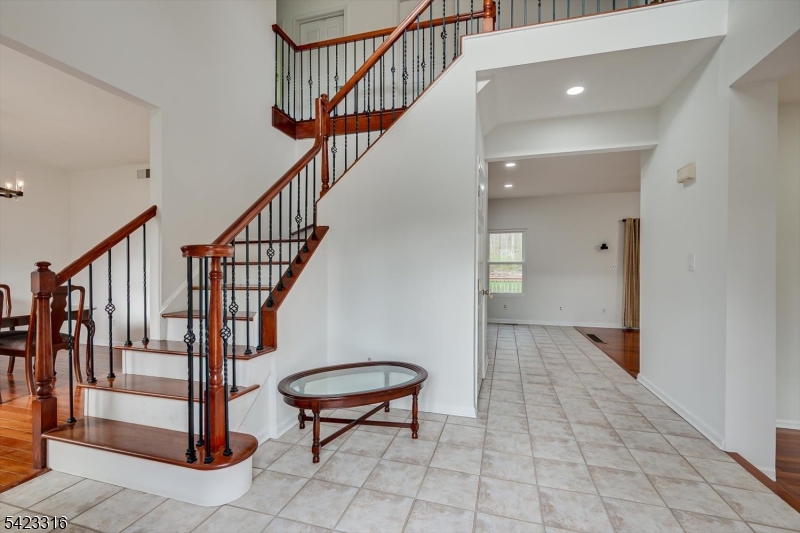9 Stirrup Way Princeton, NJ 08540 - Photo 10 of 50 a view of entryway and hall