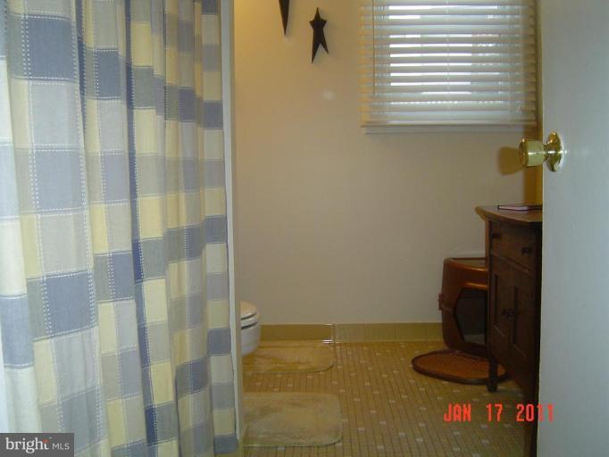 5919 Michael Road Waldorf, MD 20601 - Photo 25 of 30 Downstairs Hall Bath