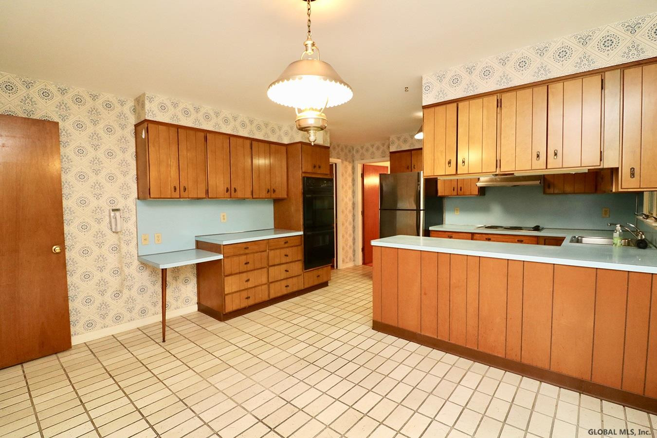 36 Devon Road Bethlehem, NY 12054 - Photo 5 of 18 Photo 5
