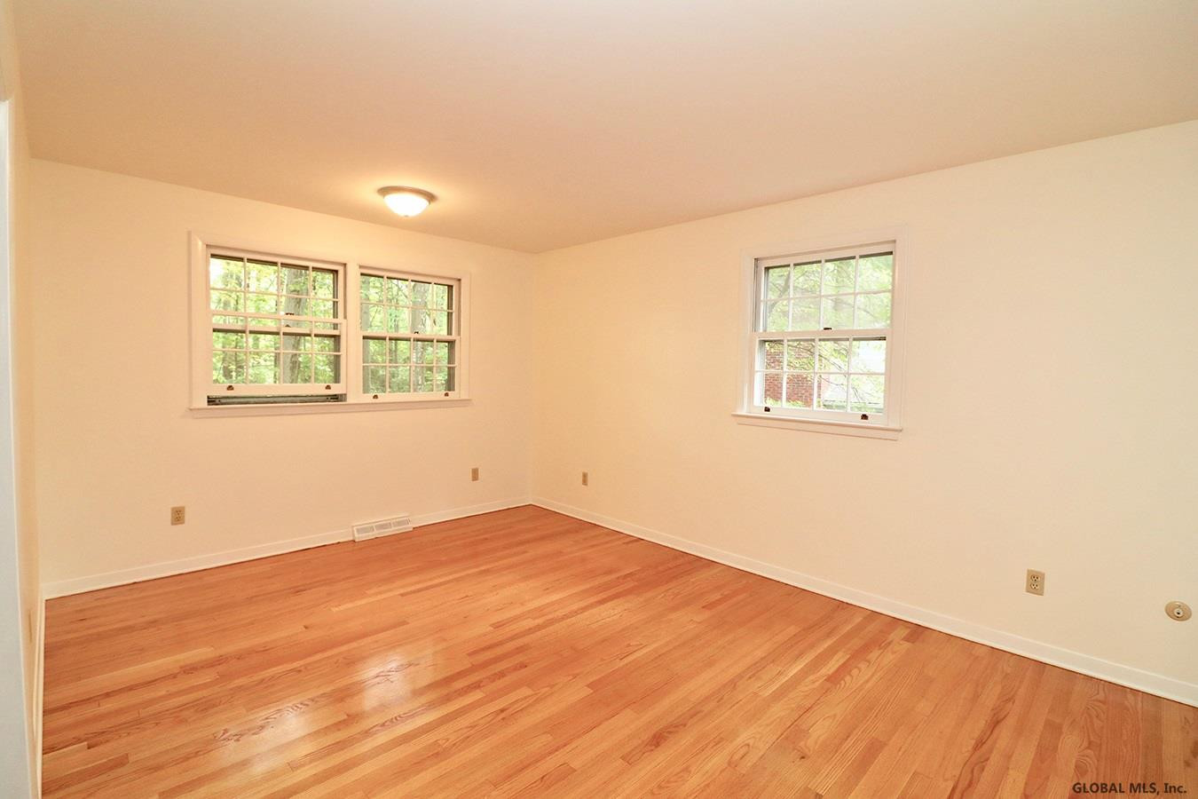 36 Devon Road Bethlehem, NY 12054 - Photo 10 of 18 Photo 10