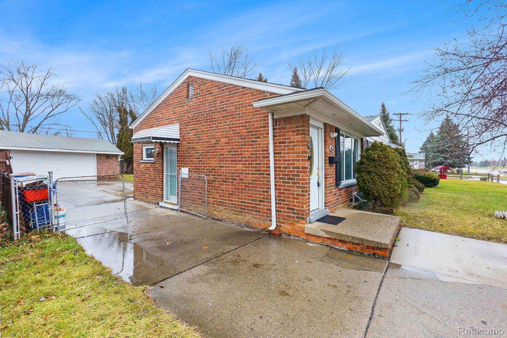 4863 East Thirteen Mile Road Warren, MI 48092 - Photo 2 of 25 Gallery Image 2