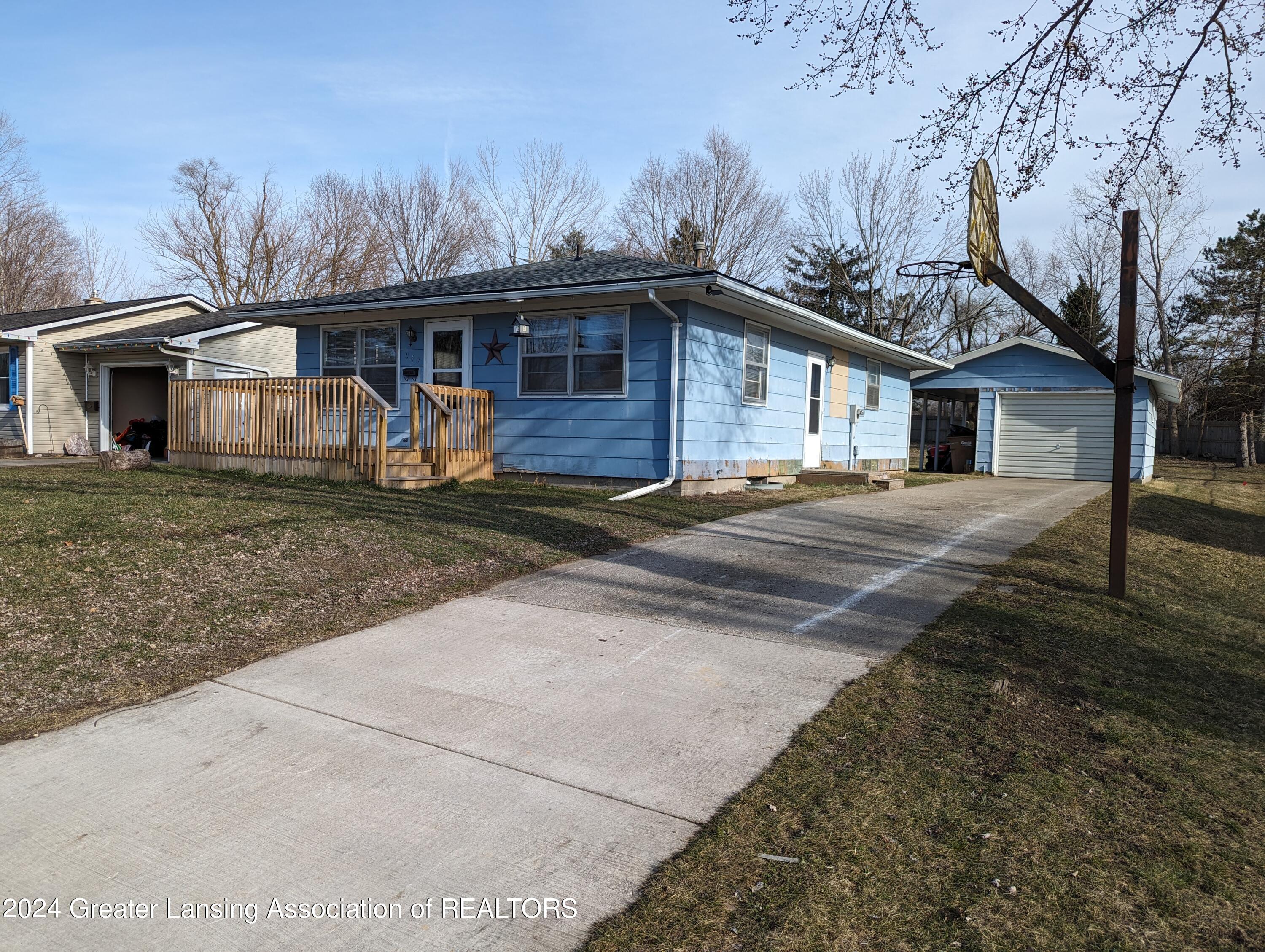 947 Riverside Drive Portland, MI 48875 - Photo 2 of 25 Front