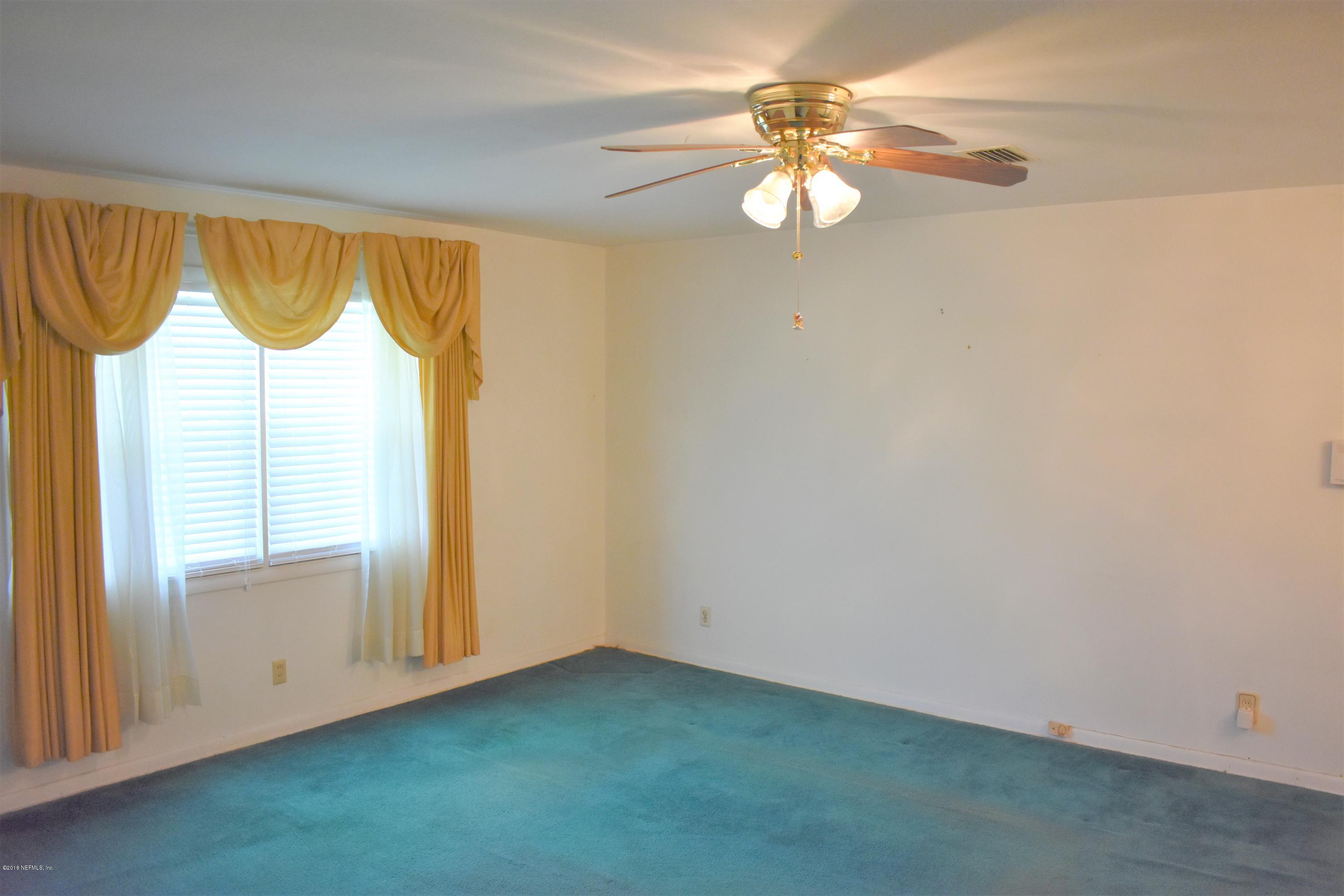 10643 Dodd Road Jacksonville, FL 32218 - Photo 6 of 8 doddinter1