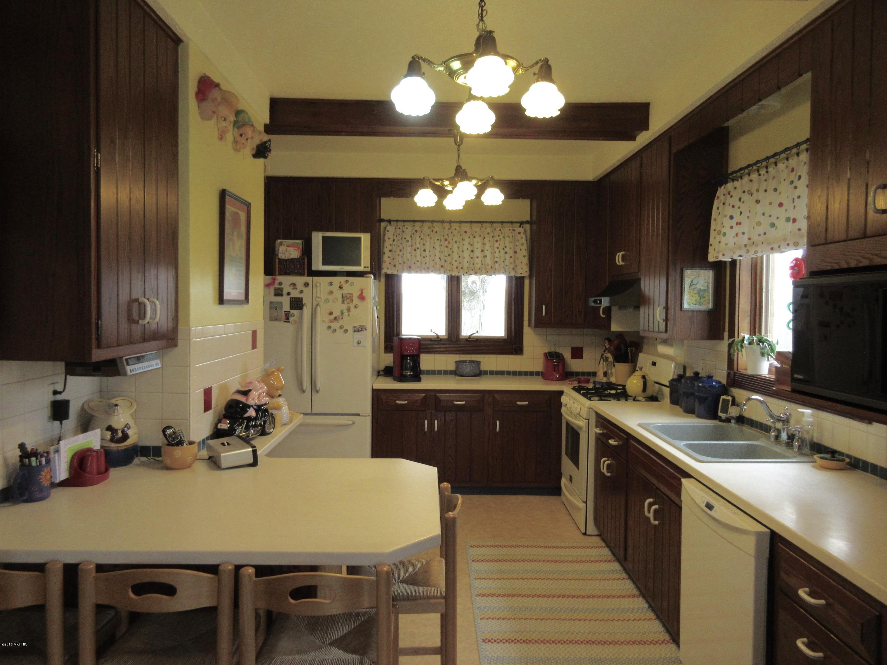 9119 Collins Road Sheridan, MI 48884 - Photo 23 of 47 IMG_2537