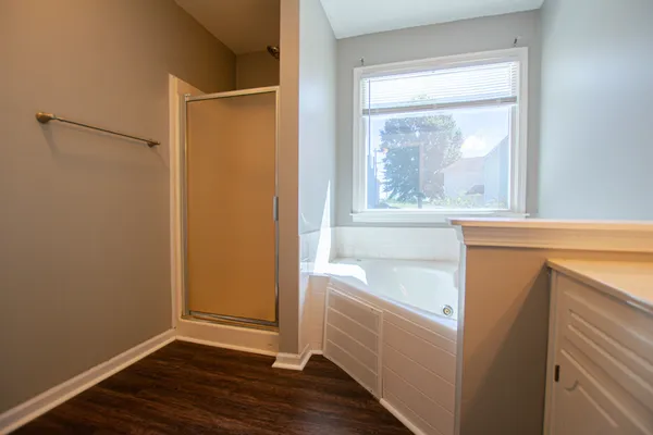 $2,100 | 3303 North Henderson Way, Clarksville, TN 37042