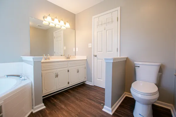 $2,100 | 3303 North Henderson Way, Clarksville, TN 37042