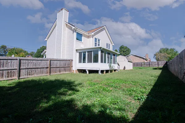 $2,100 | 3303 North Henderson Way, Clarksville, TN 37042