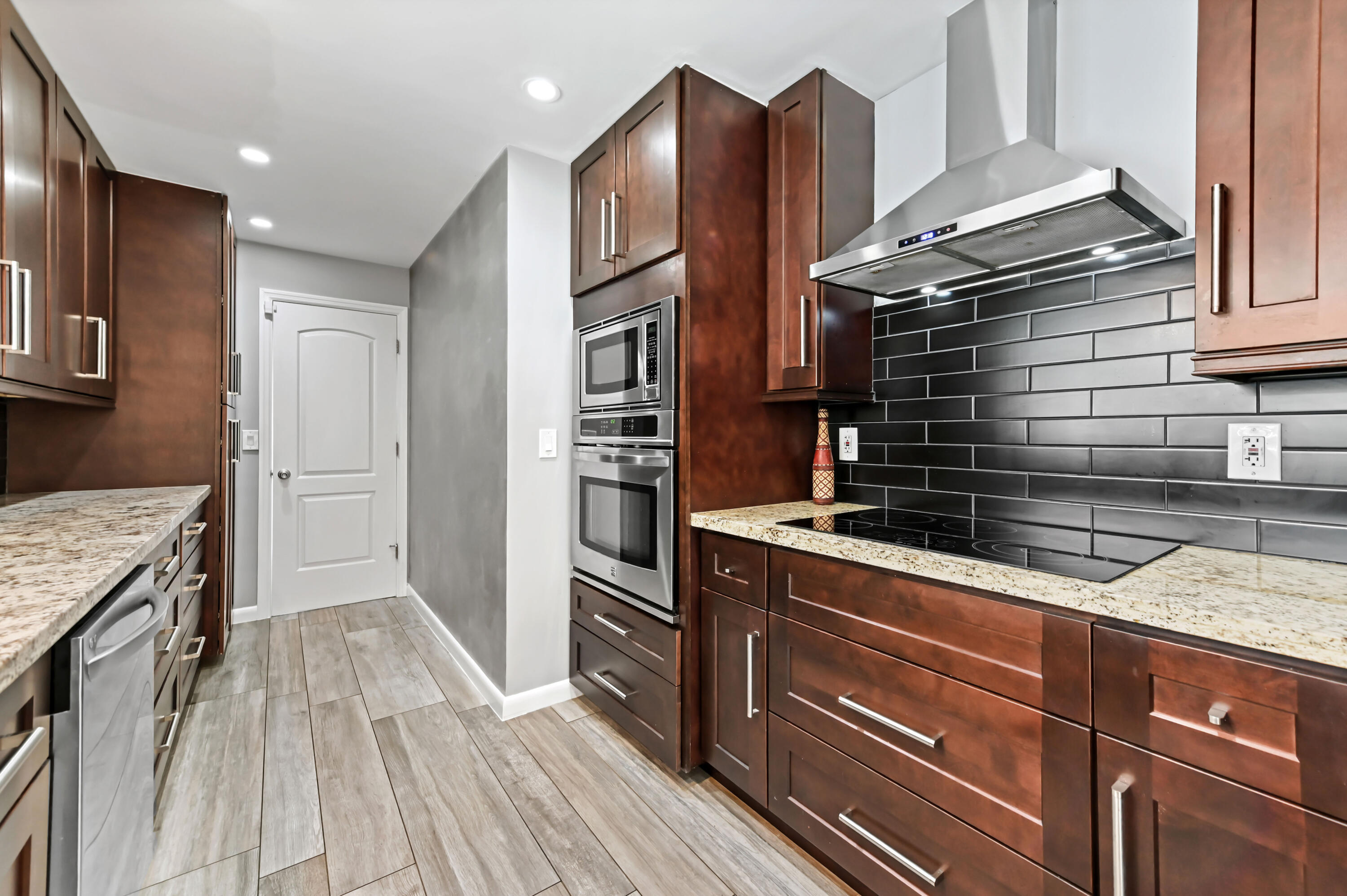 999 Northwest 3rd Avenue Boca Raton, FL 33432 - Photo 11 of 24 11 Kitchen 02