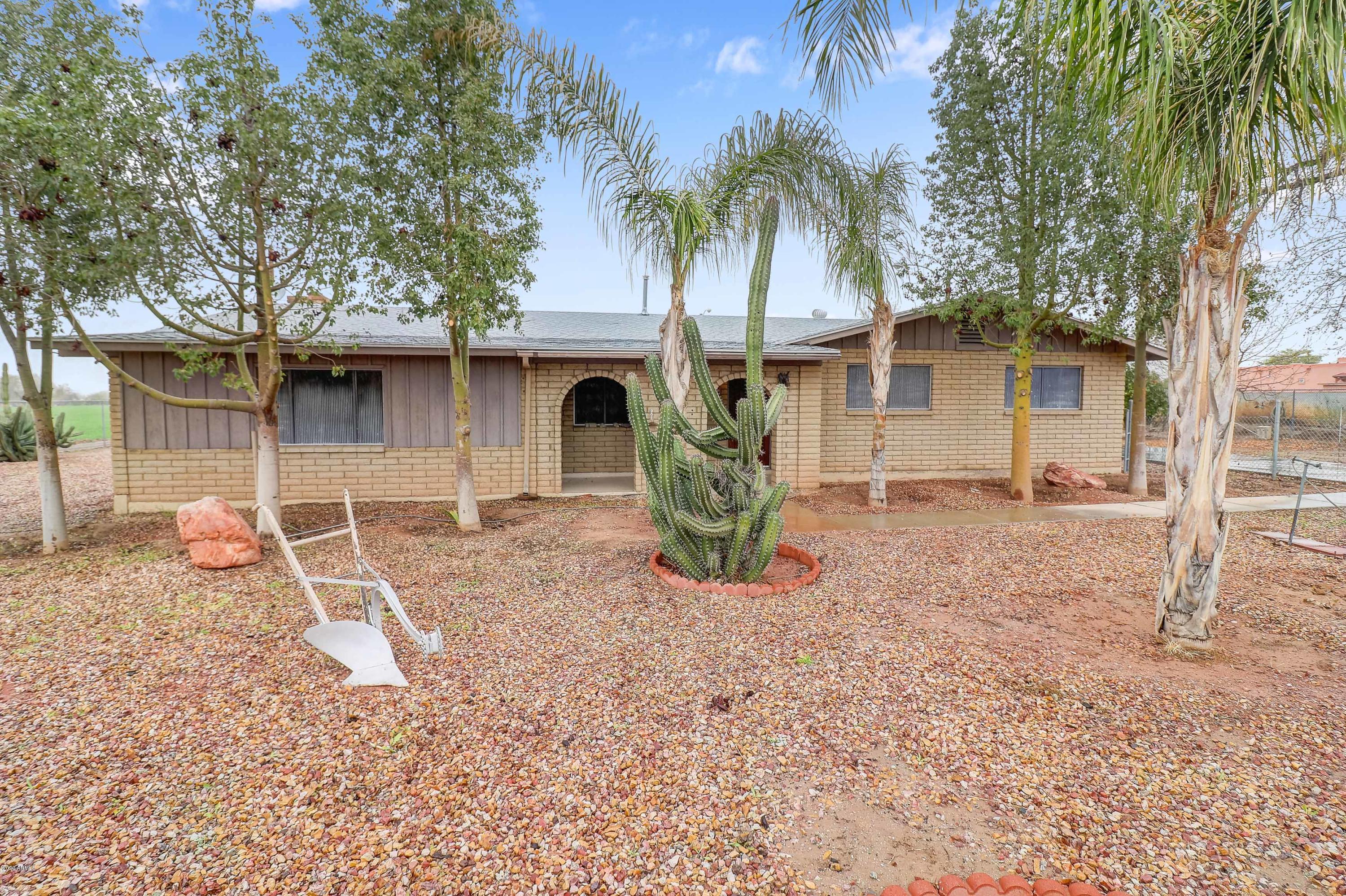 2412 West Dobbins Road Phoenix, AZ 85041 - Photo 5 of 38 A (2)