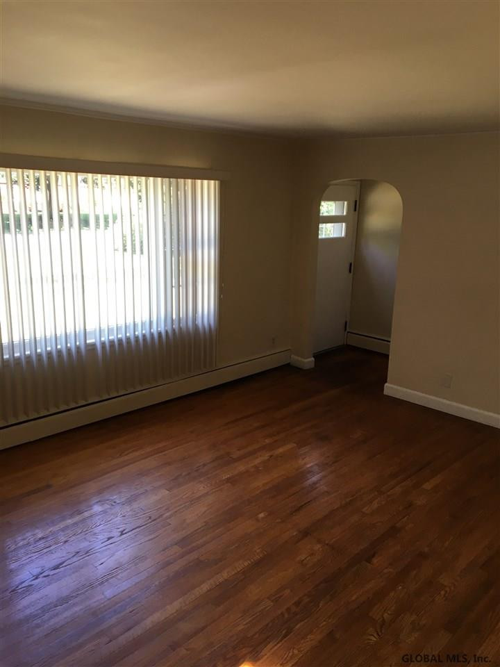 26 Newton Road Latham, NY 12110 - Photo 3 of 18 Photo 3