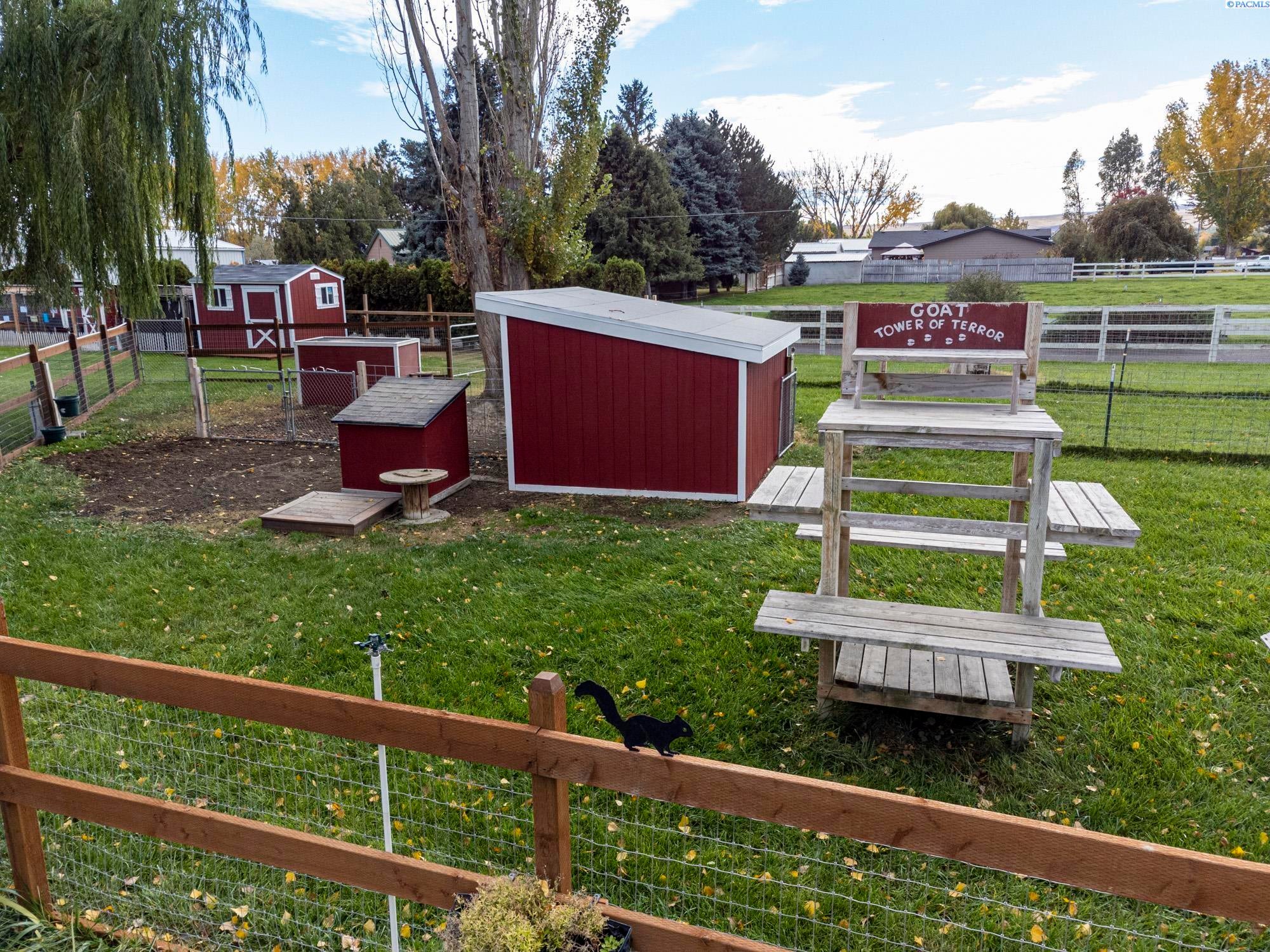 212705 East Bowles Road Kennewick, WA 99337 - Photo 26 of 29 Gallery Image 26