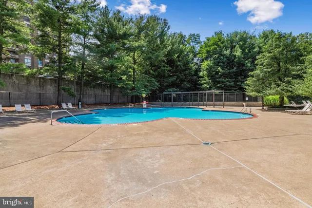 a view of outdoor space