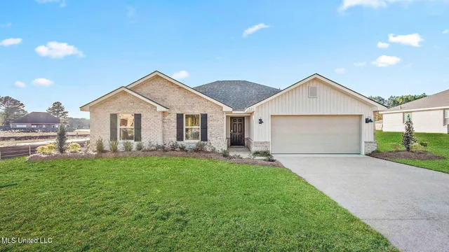 $287,900 | 229 Raulston Drive, Byram, MS 39272