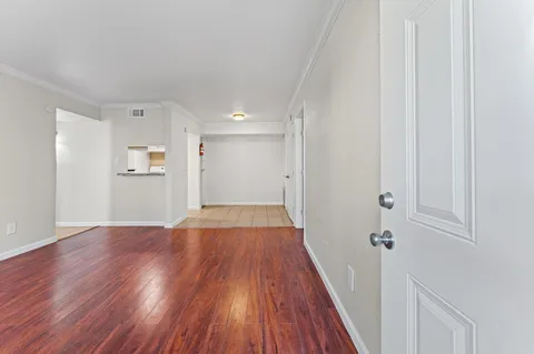 $90,000 | 6161 Reims Road, Unit 1006, Houston, TX 77036