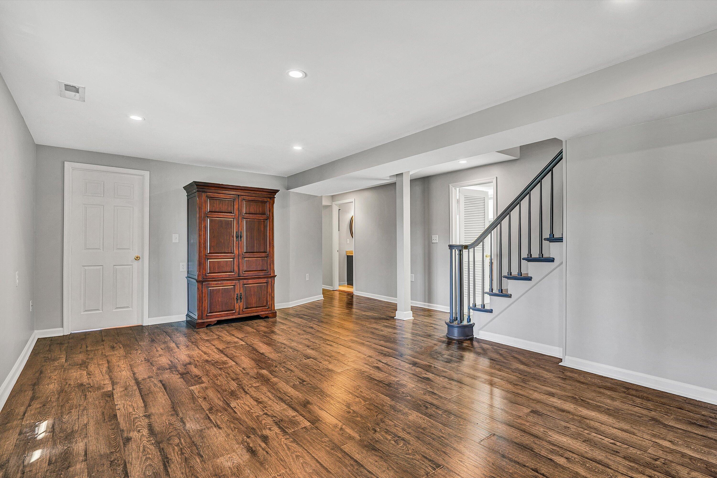 3259 Rasmont Road Roanoke, VA 24018 - Photo 21 of 36 a view of empty room with wooden floor