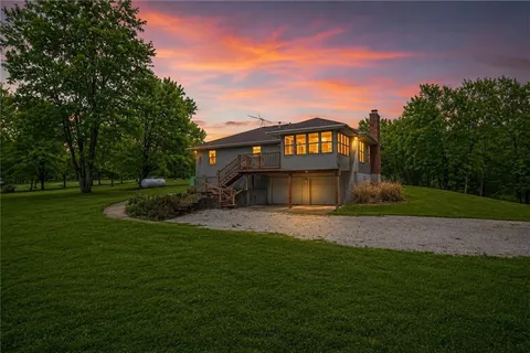 $434,950 | 9007 Dry Dock Drive, Liberty, MO 64068