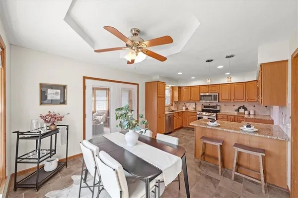 $434,950 | 9007 Dry Dock Drive, Liberty, MO 64068