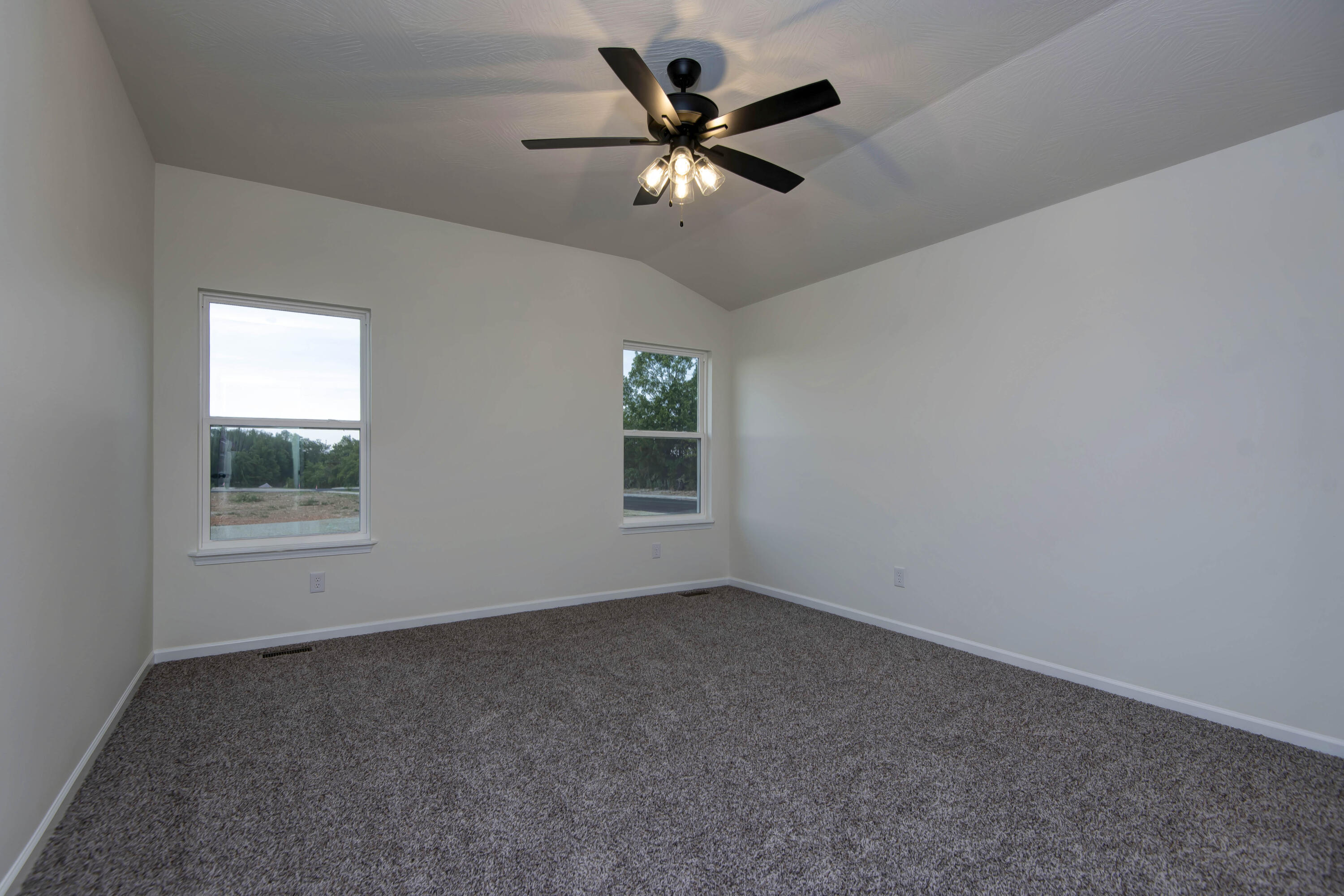 5235 West Josh Street Springfield, MO 65802 - Photo 21 of 24 Primary Bedroom