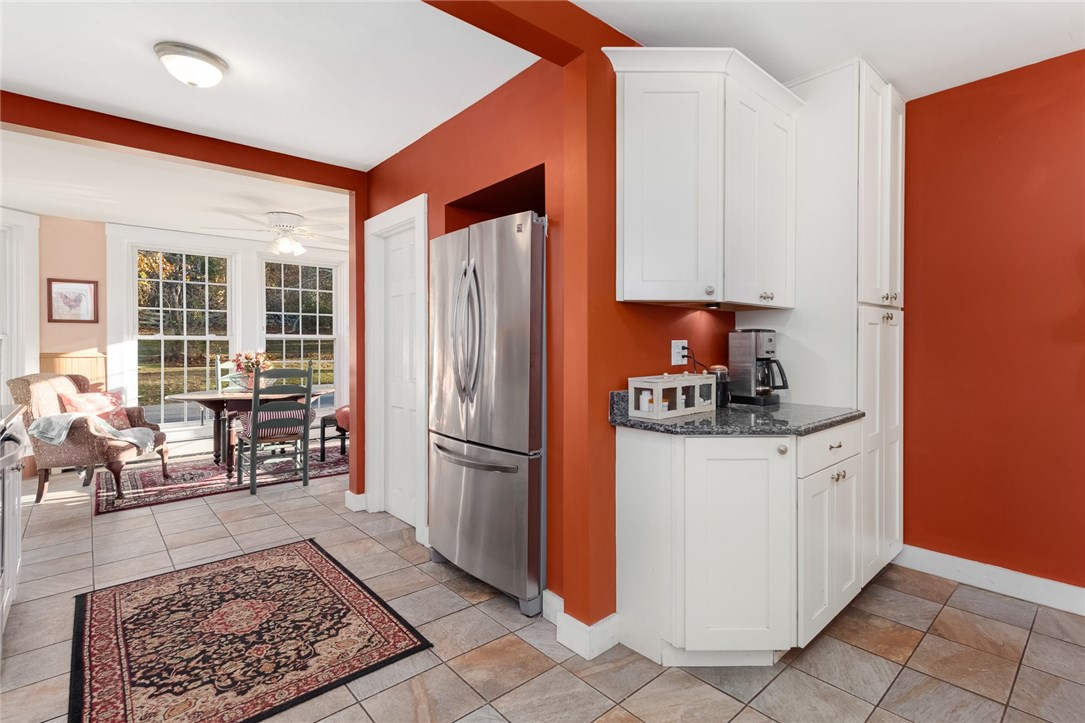 1315 Gilbert Stuart Road North Kingstown, RI 02874 - Photo 13 of 34