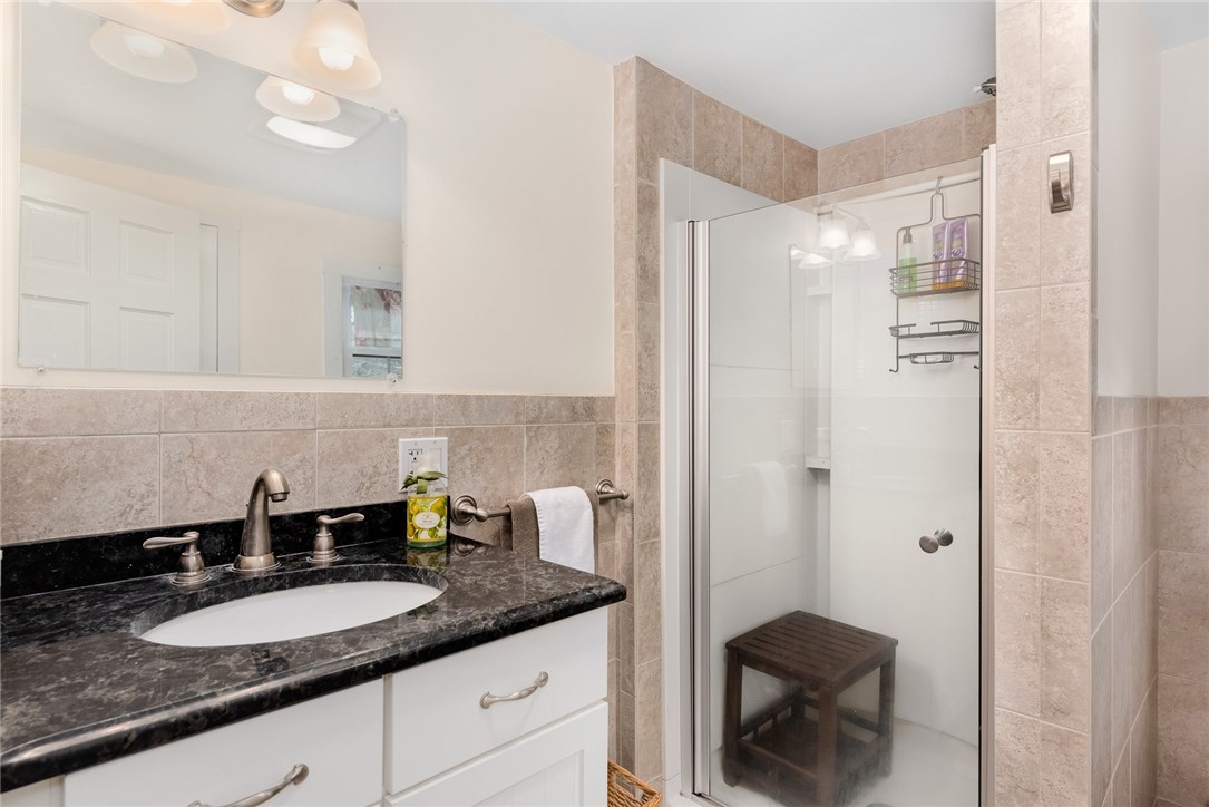1315 Gilbert Stuart Road North Kingstown, RI 02874 - Photo 24 of 34