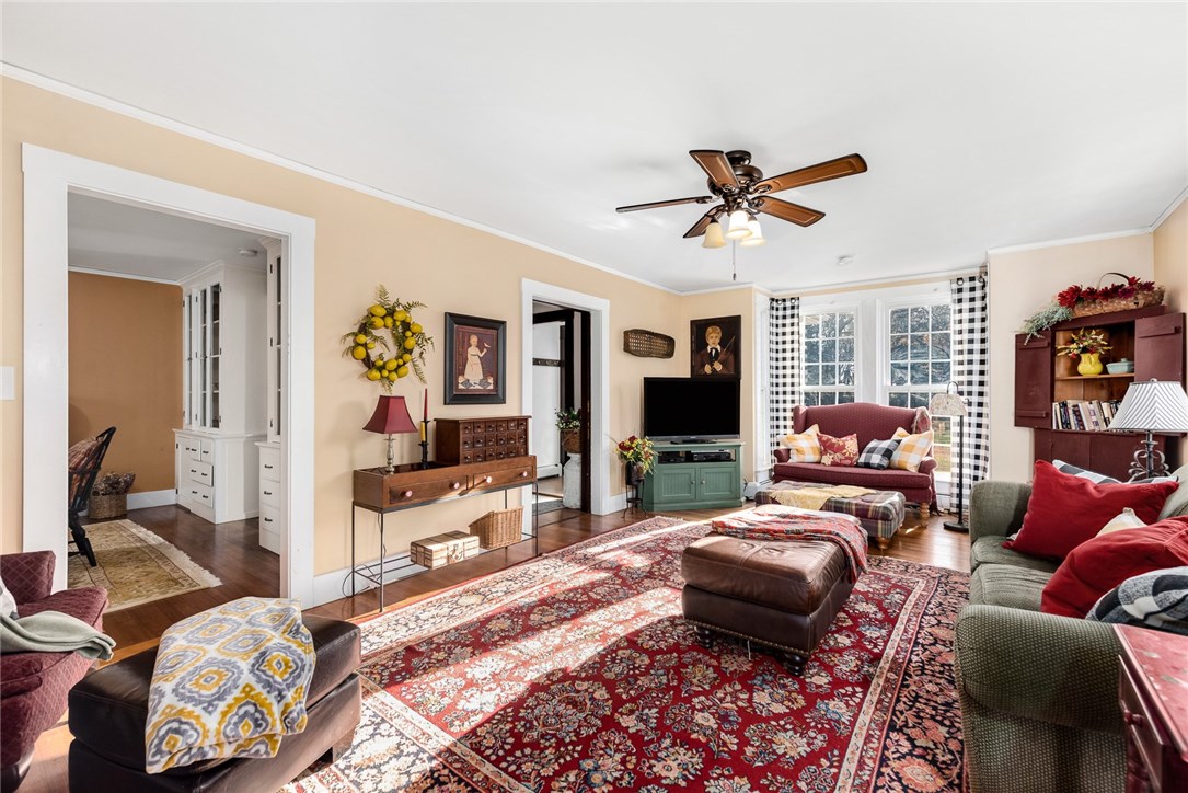 1315 Gilbert Stuart Road North Kingstown, RI 02874 - Photo 7 of 34