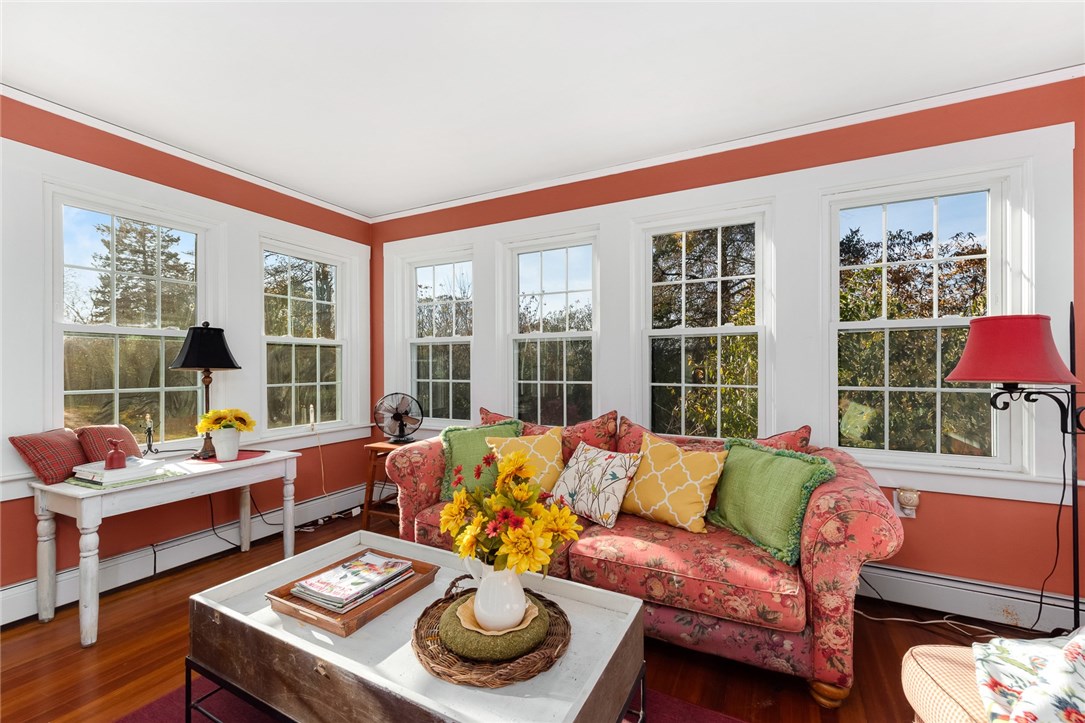 1315 Gilbert Stuart Road North Kingstown, RI 02874 - Photo 9 of 34