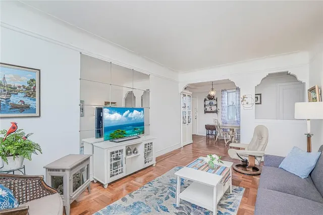 $378,800 | 760 67th Street, Unit 6J | Dyker Heights