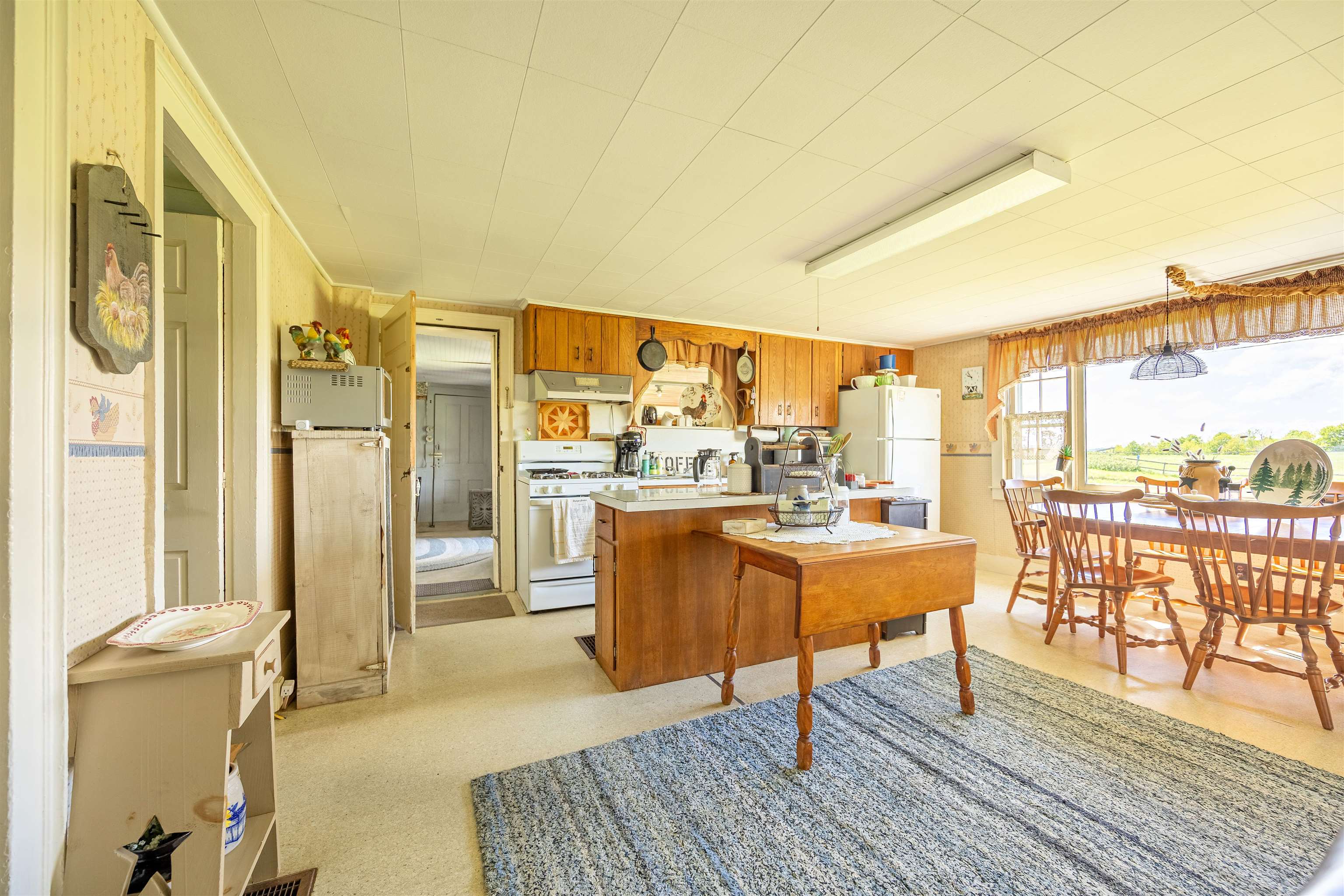 487 Nelson Hill Road Sheffield, VT 05866 - Photo 16 of 57