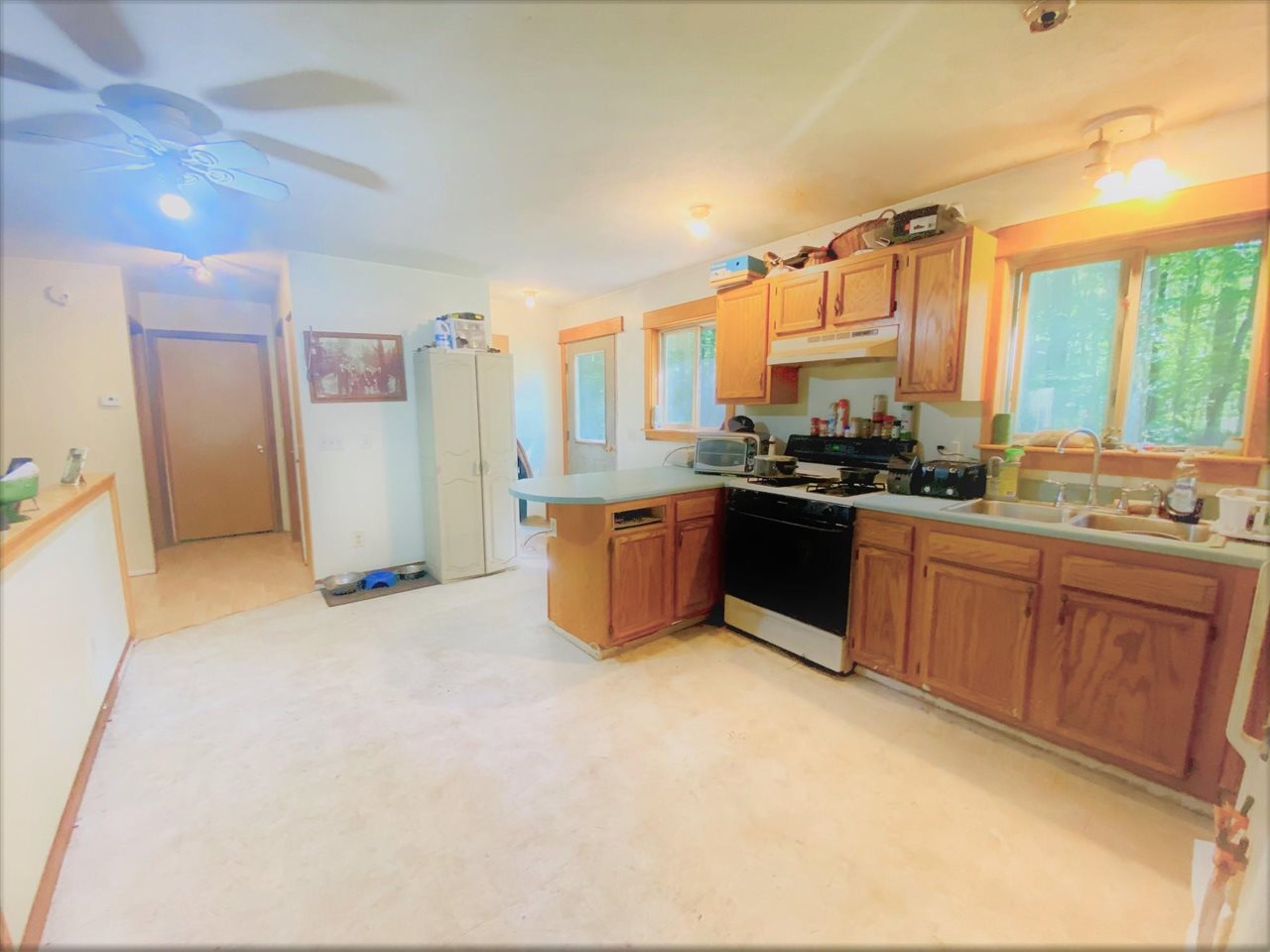 5785 Pratt Road Lake Ann, MI 49650 - Photo 14 of 25 1891285-13.JPG