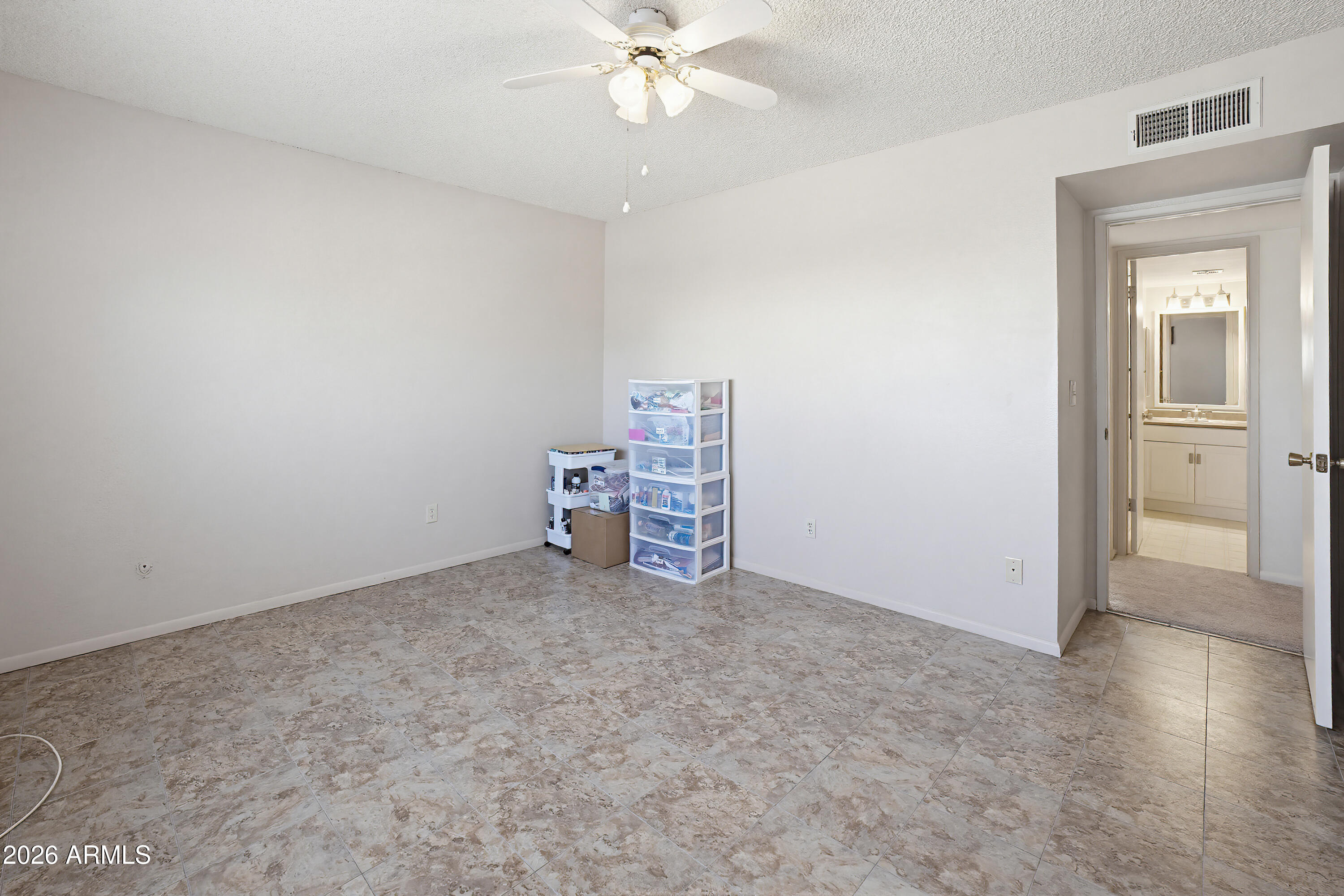 3221 West Greenway Road Phoenix, AZ 85053 - Photo 25 of 45 3321 W Greenway Rd-6