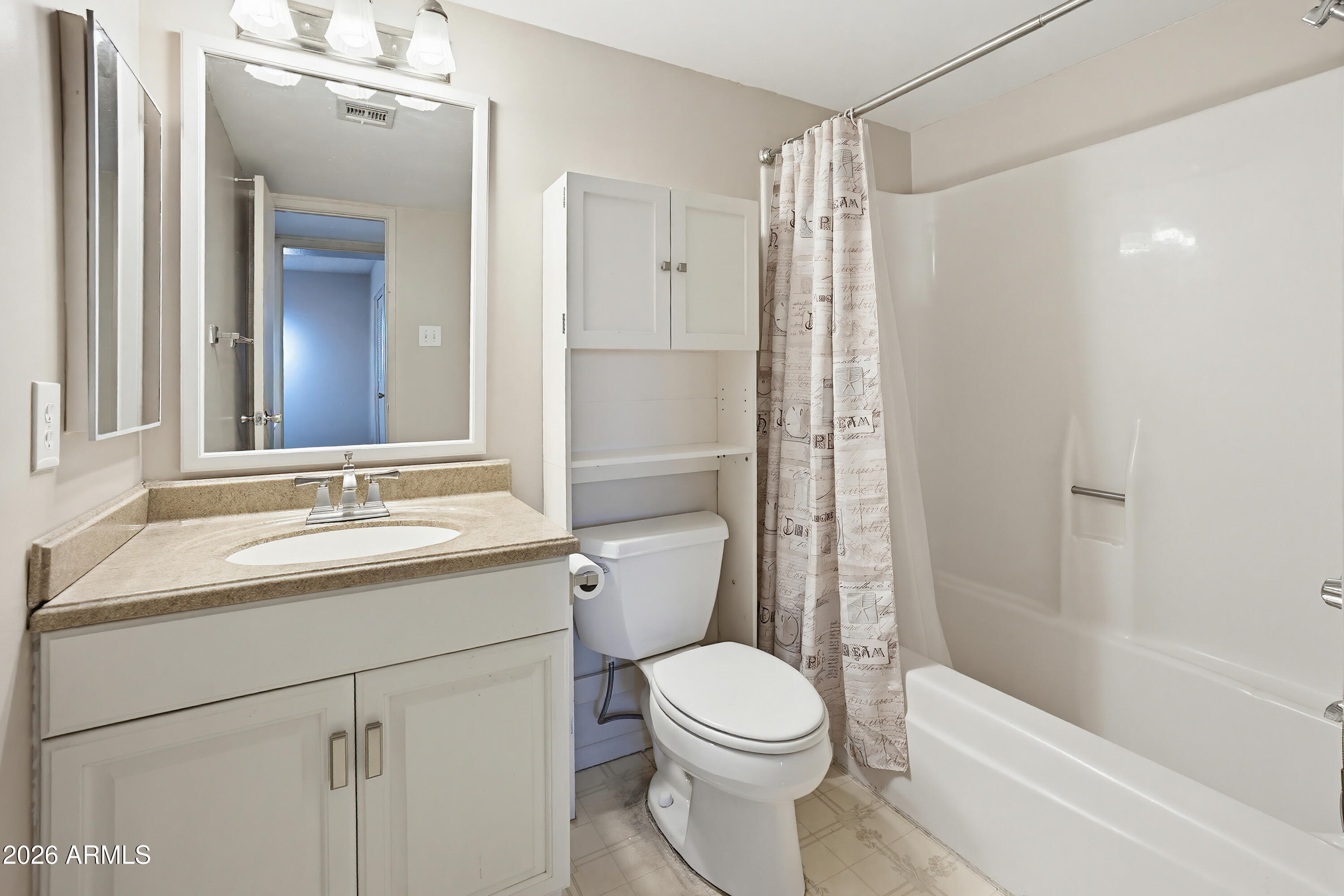 3221 West Greenway Road Phoenix, AZ 85053 - Photo 26 of 45 3321 W Greenway Rd-4