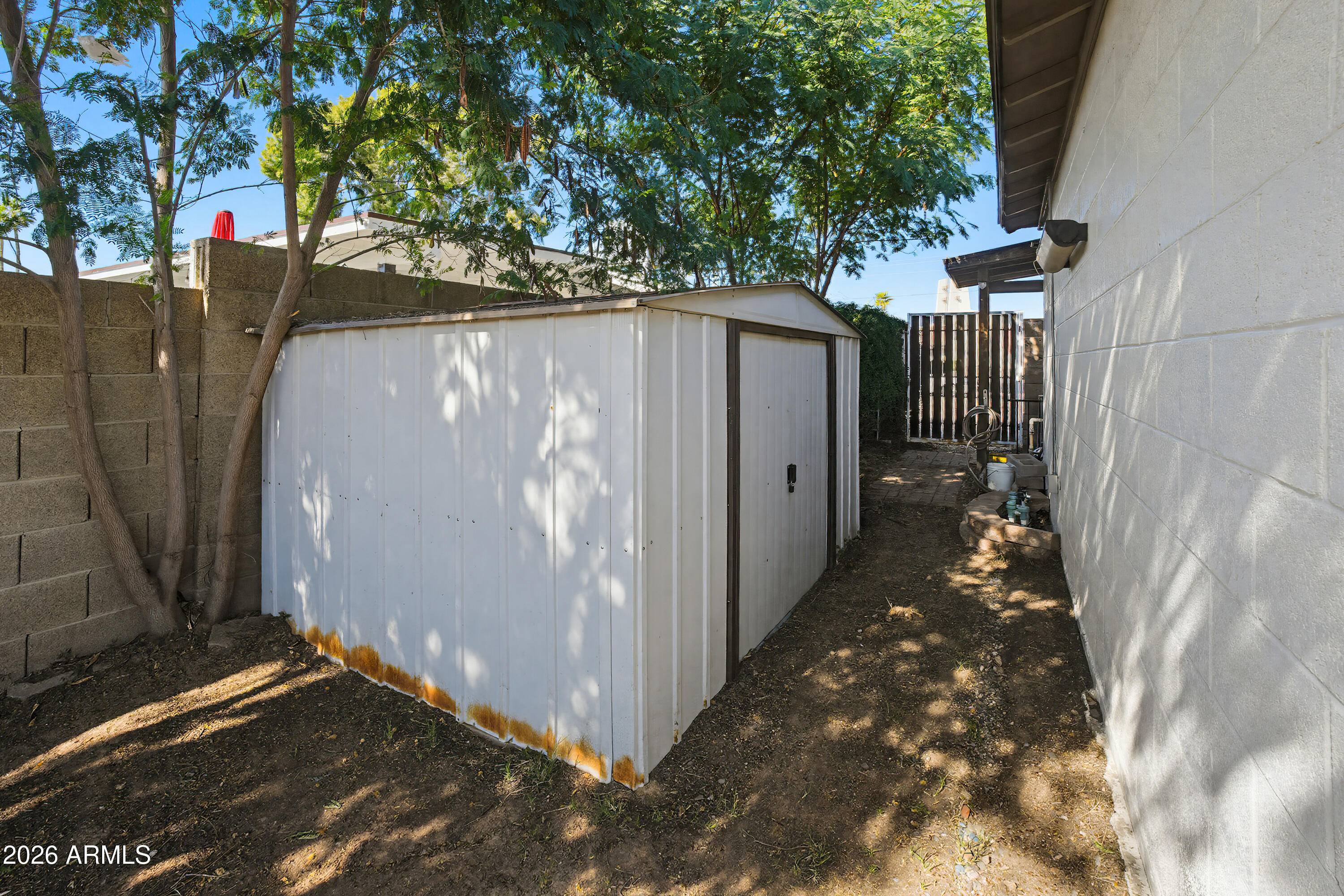 3221 West Greenway Road Phoenix, AZ 85053 - Photo 39 of 45 3321 W Greenway Rd-31