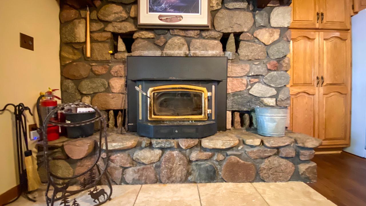 6076 Shore Dr Drive Rhinelander, WI 54501 - Photo 17 of 44 Gallery Image 17