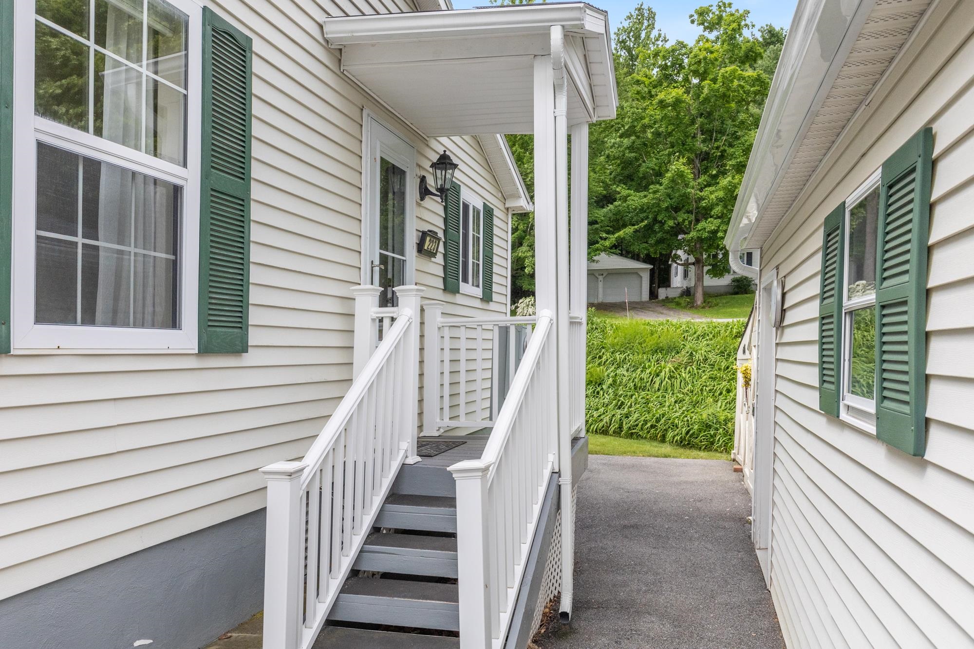 223 Stonehill Road Williston, VT 05495 - Photo 28 of 40 Gallery Image 28
