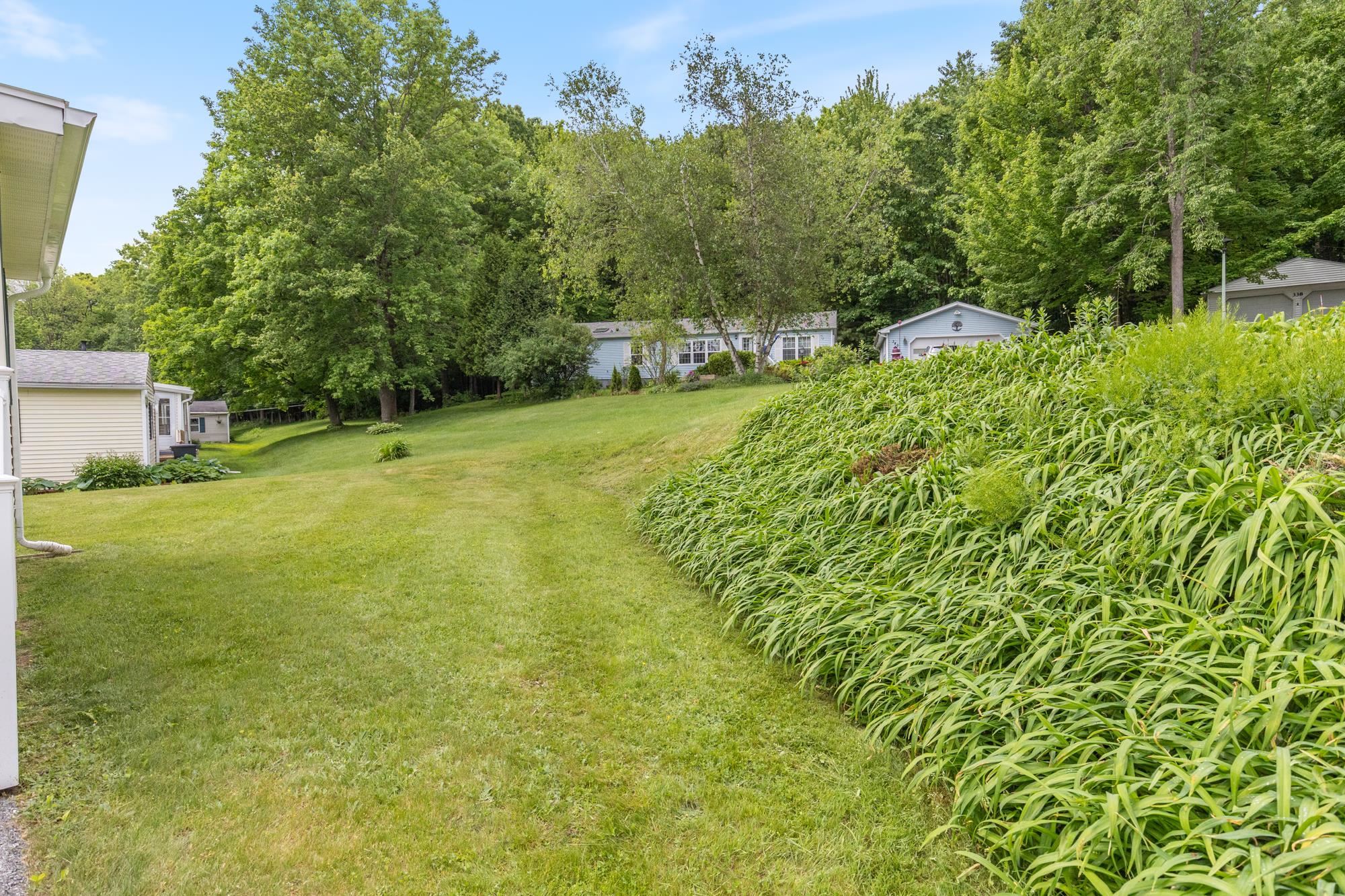 223 Stonehill Road Williston, VT 05495 - Photo 32 of 40 Gallery Image 32