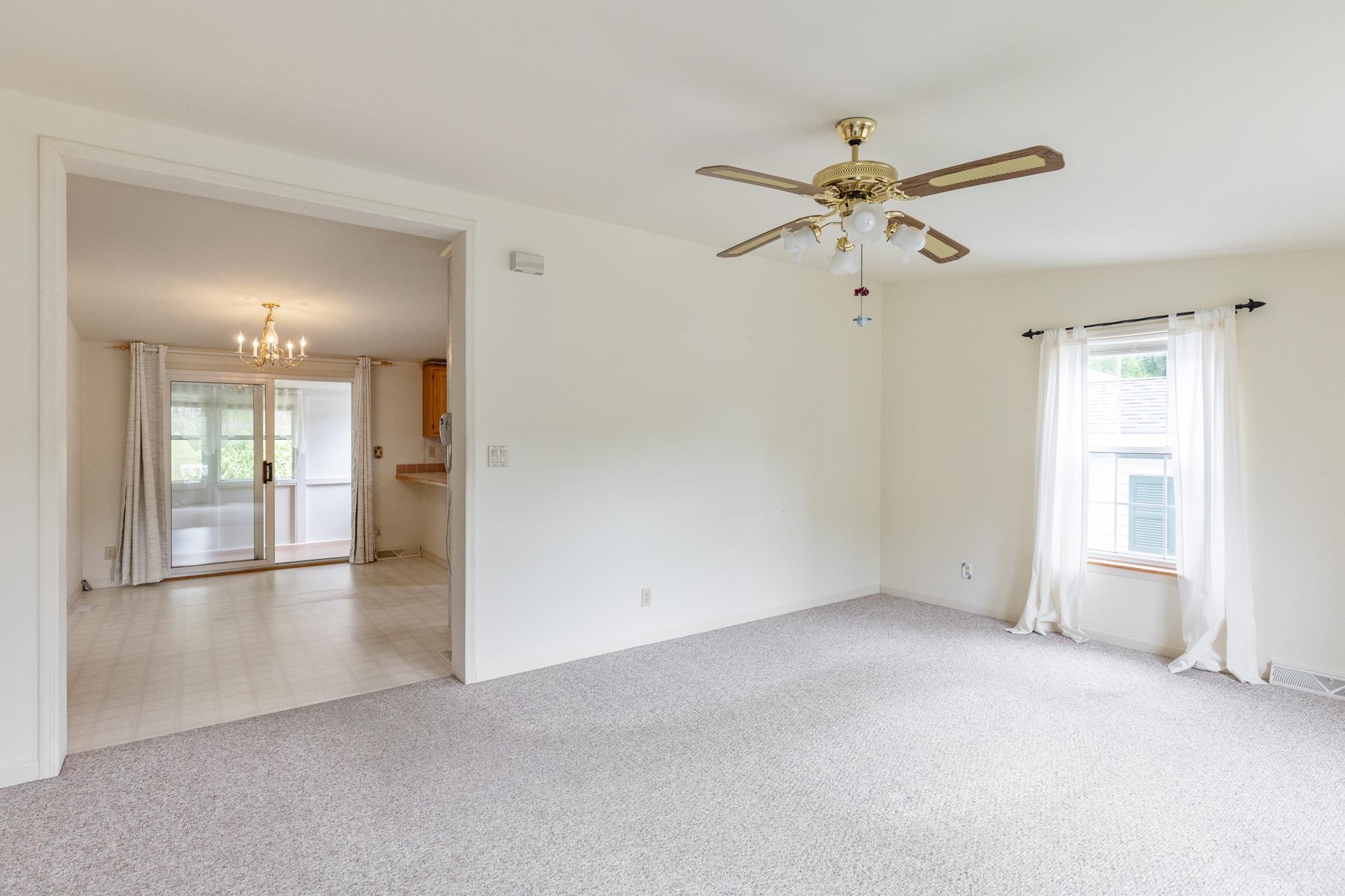 223 Stonehill Road Williston, VT 05495 - Photo 39 of 40 Gallery Image 39