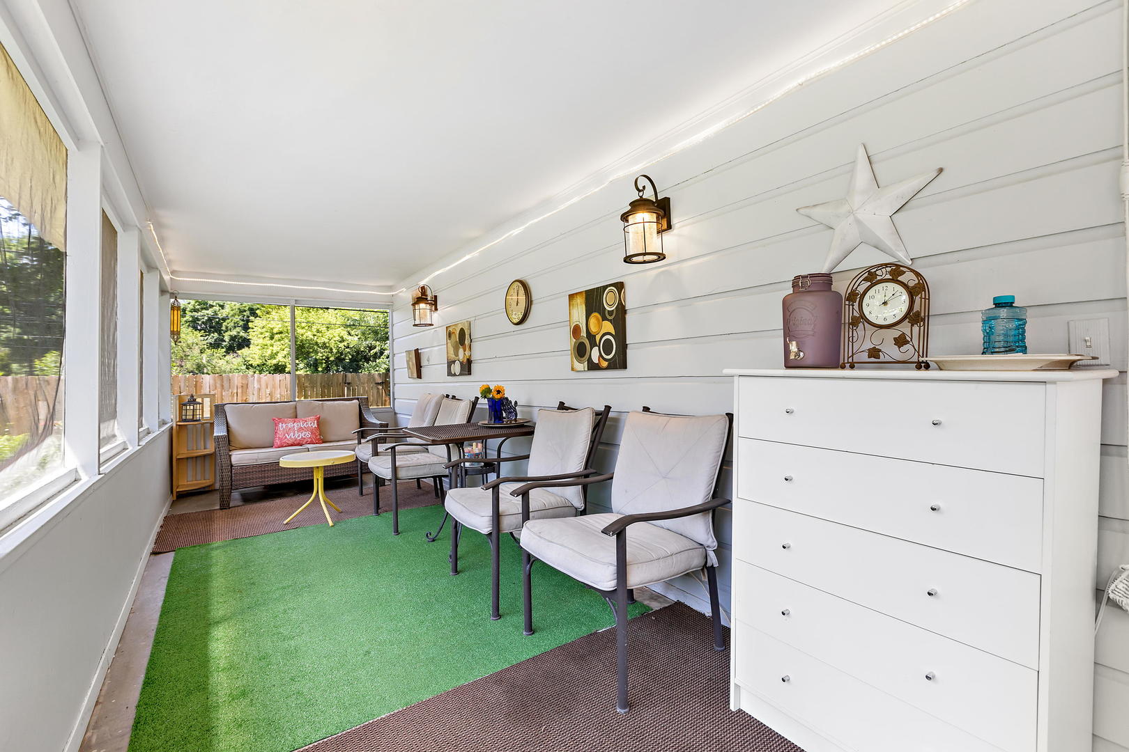 844 Meadow Road Northbrook, IL 60062 - Photo 15 of 24 Gallery Image 15