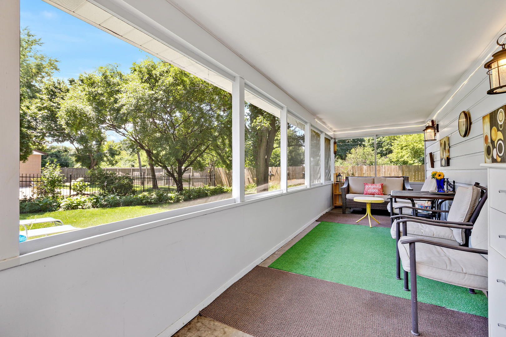 844 Meadow Road Northbrook, IL 60062 - Photo 16 of 24 Gallery Image 16