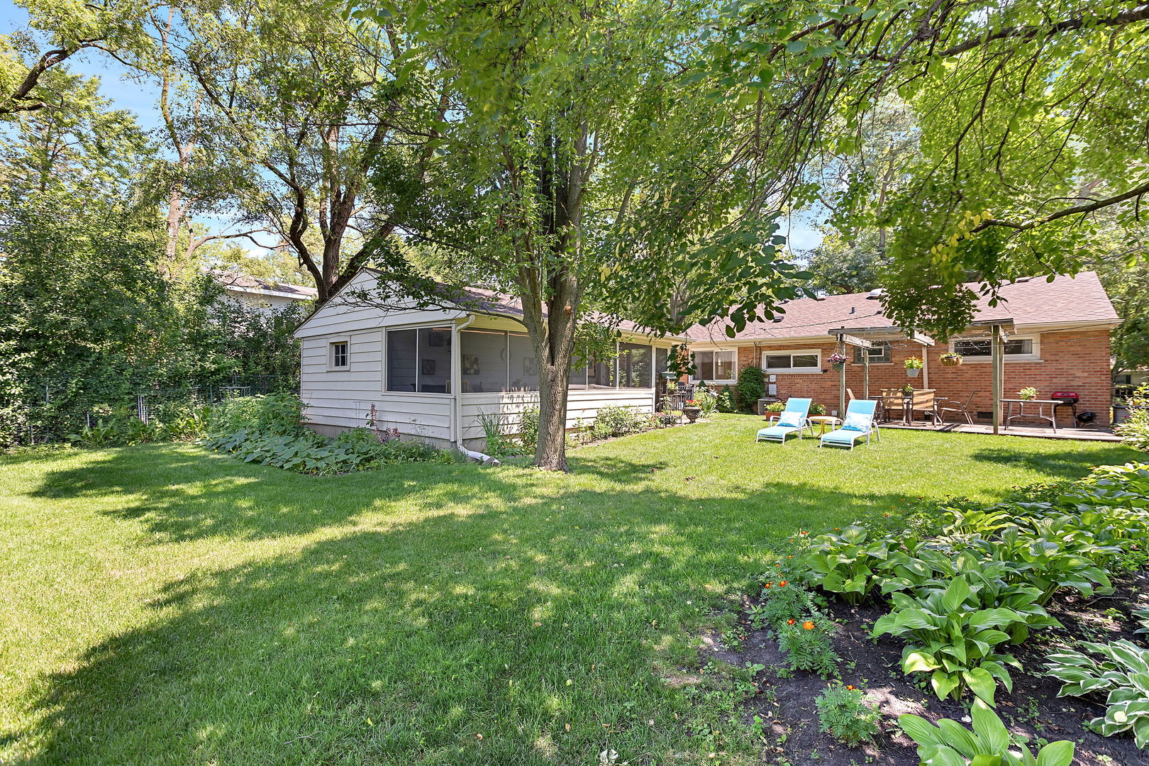 844 Meadow Road Northbrook, IL 60062 - Photo 18 of 24 Gallery Image 18