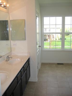 1915 Beachview Road Pingree Grove, IL 60140 - Photo 10 of 13