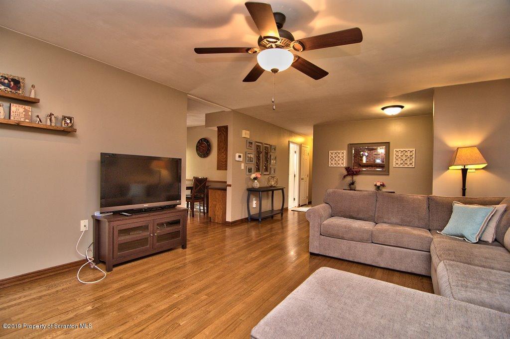 721 Willard Road Lake Ariel, PA 18436 - Photo 12 of 77 Gallery Image 12