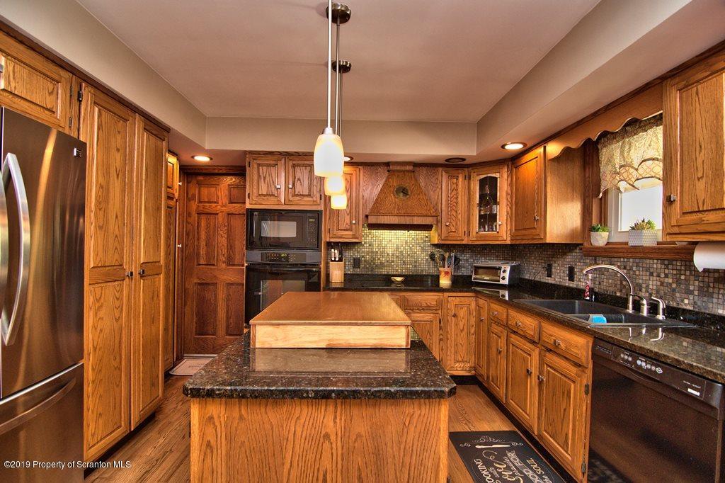 721 Willard Road Lake Ariel, PA 18436 - Photo 18 of 77 Gallery Image 18