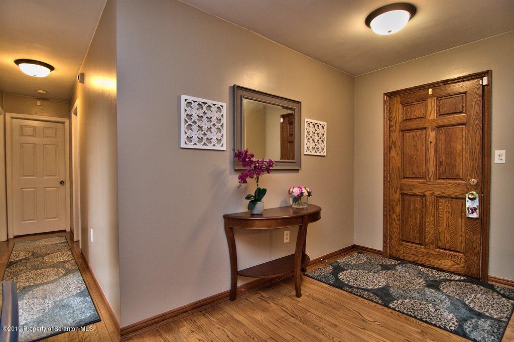 721 Willard Road Lake Ariel, PA 18436 - Photo 5 of 77 Gallery Image 5
