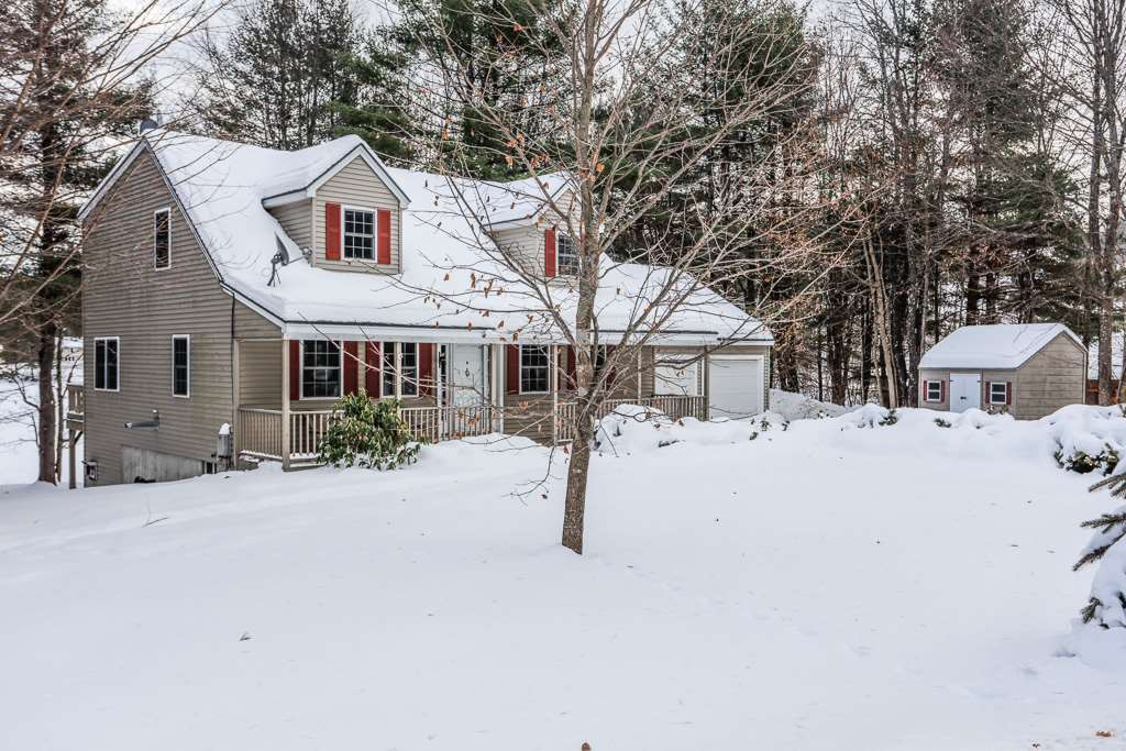 25 Winant Road Pittsfield, NH 03263 - Photo 2 of 40
