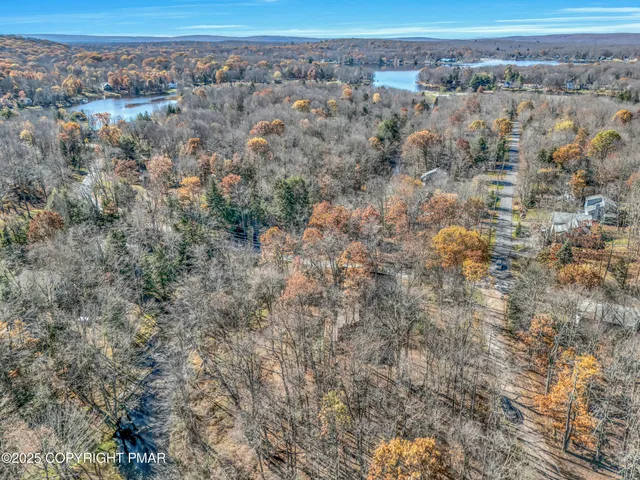 $499,900 | 270 Trout Creek Drive, Pocono Lake, PA 18347