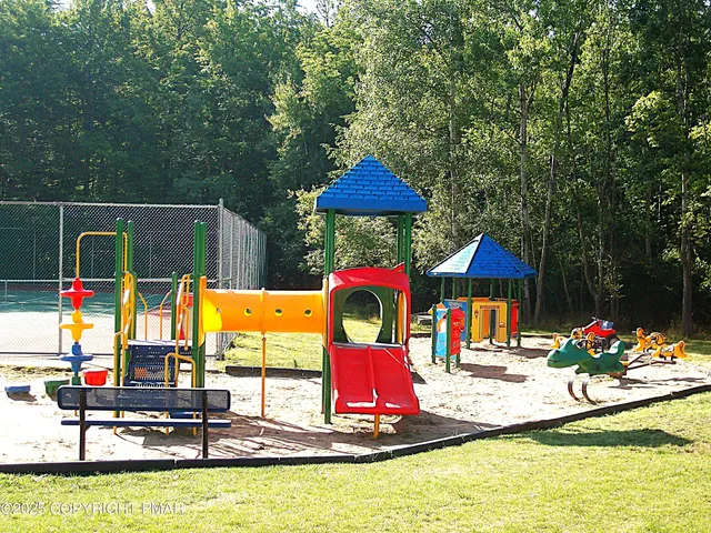 $499,900 | 270 Trout Creek Drive, Pocono Lake, PA 18347