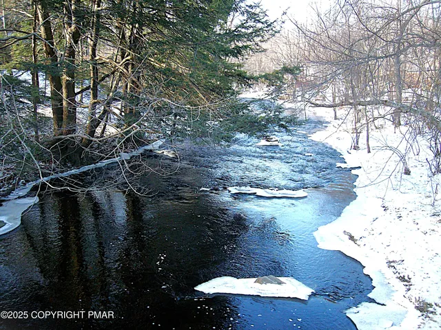 $499,900 | 270 Trout Creek Drive, Pocono Lake, PA 18347